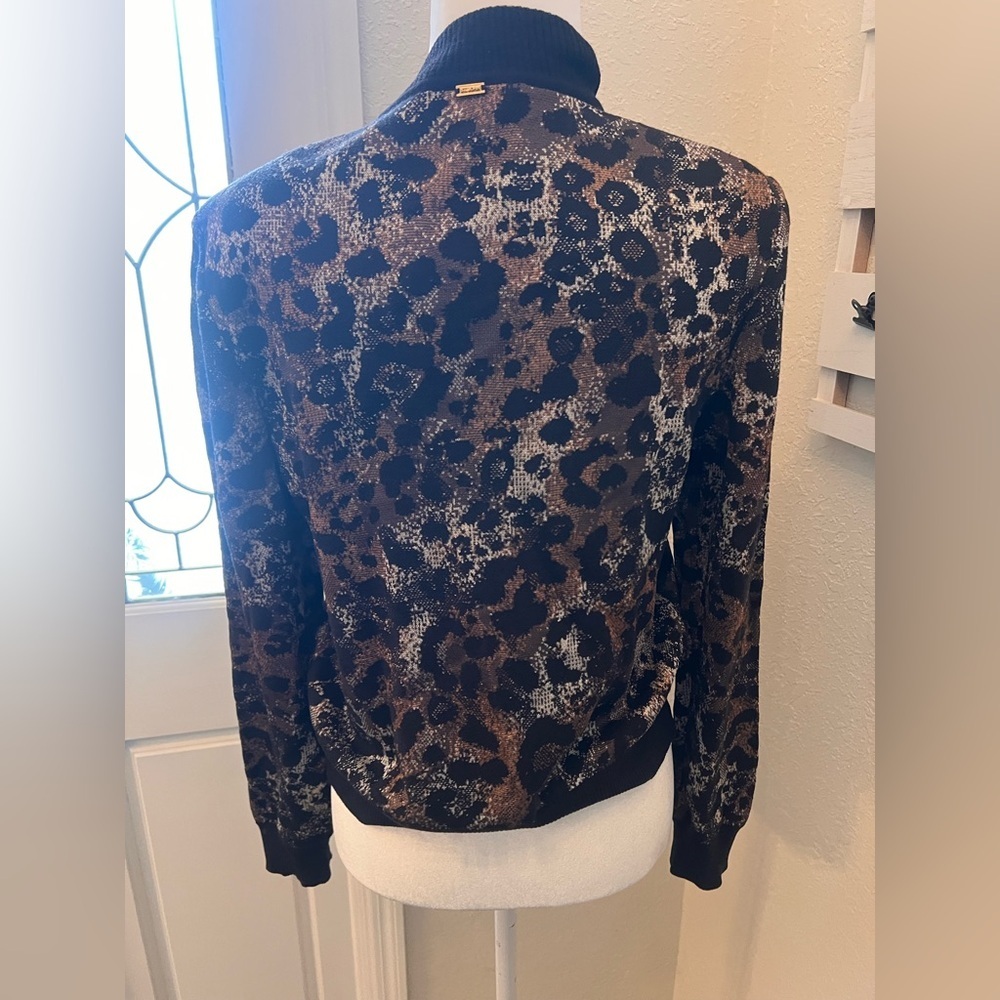 St John Sport Leopard Animal Print Knit Zip Cardigan Jacket Wool Blend M - Picture 8 of 12